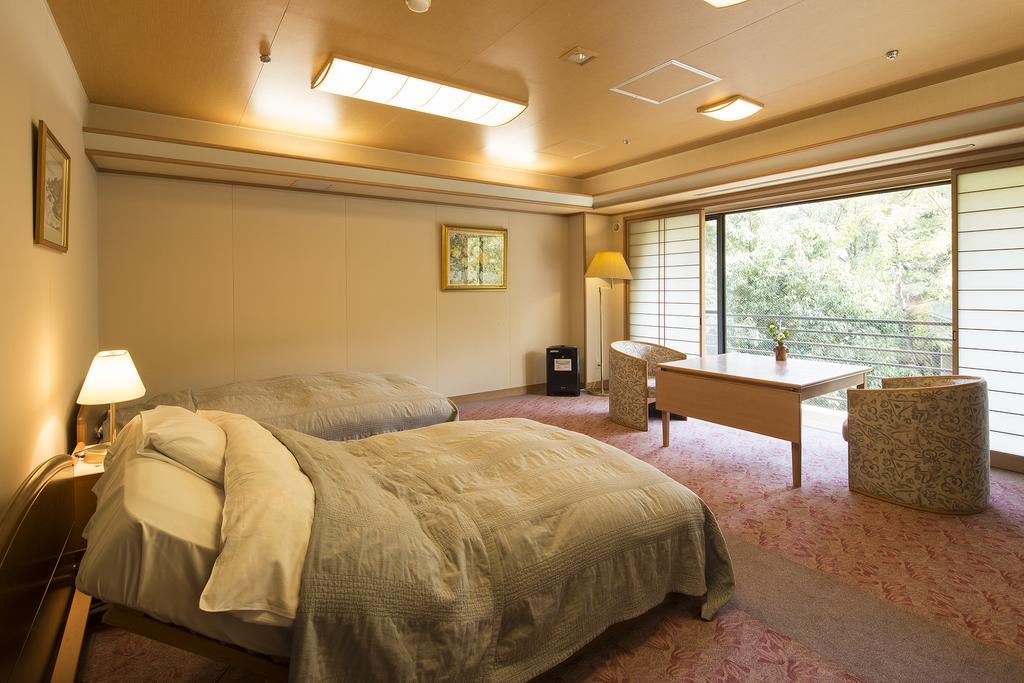 Hotel Kasenkyo Izutsuya Shin'onsen Habitación foto